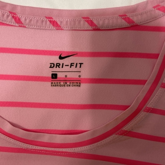 Nike,Dri-fit Pink Stripped BARBIECORE Short Sleeve T- Shirt Tee.Size-Large. - Picture 10 of 11